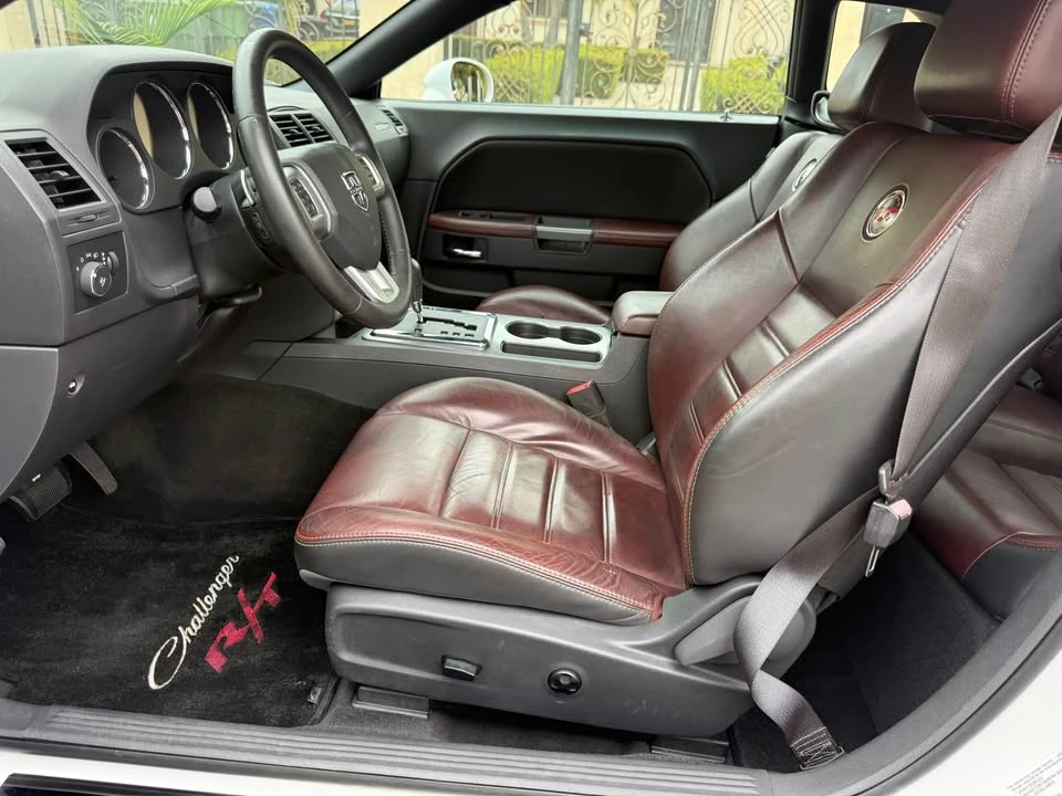 2014 Dodge Challenger 3rd Gen - Image 4 of 17