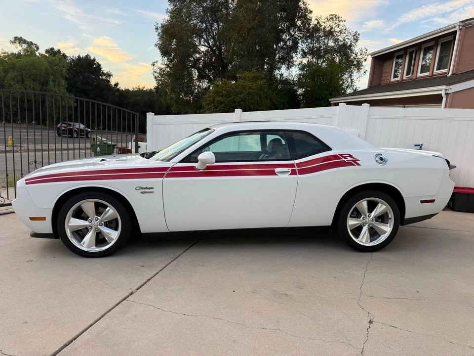 2014 Dodge Challenger 3rd Gen - Image 3 of 17