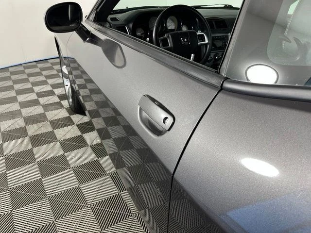 2014 Dodge Challenger 3rd Gen - Image 13 of 20