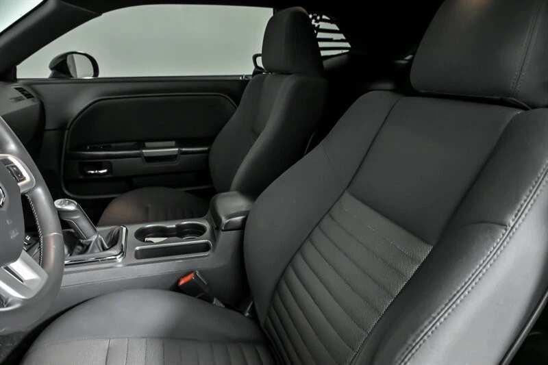 2014 Dodge Challenger 3rd Gen - Image 18 of 21