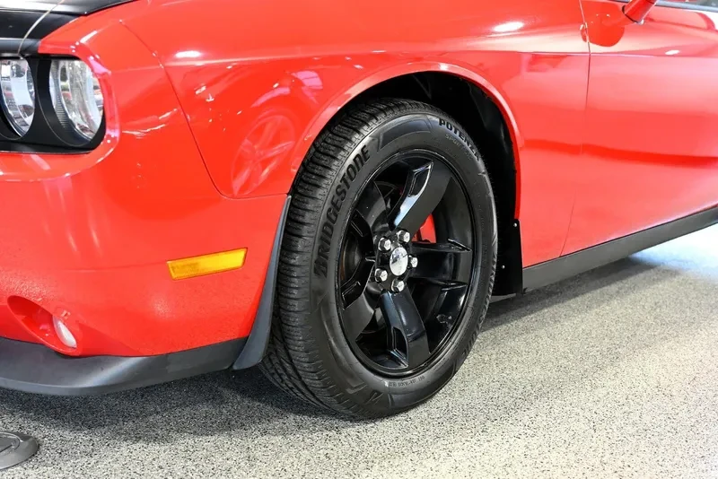 2014 Dodge Challenger 3rd Gen - Image 6 of 17
