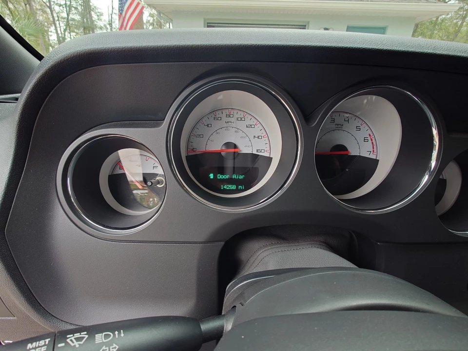 2014 Dodge Challenger 3rd Gen - Image 5 of 10