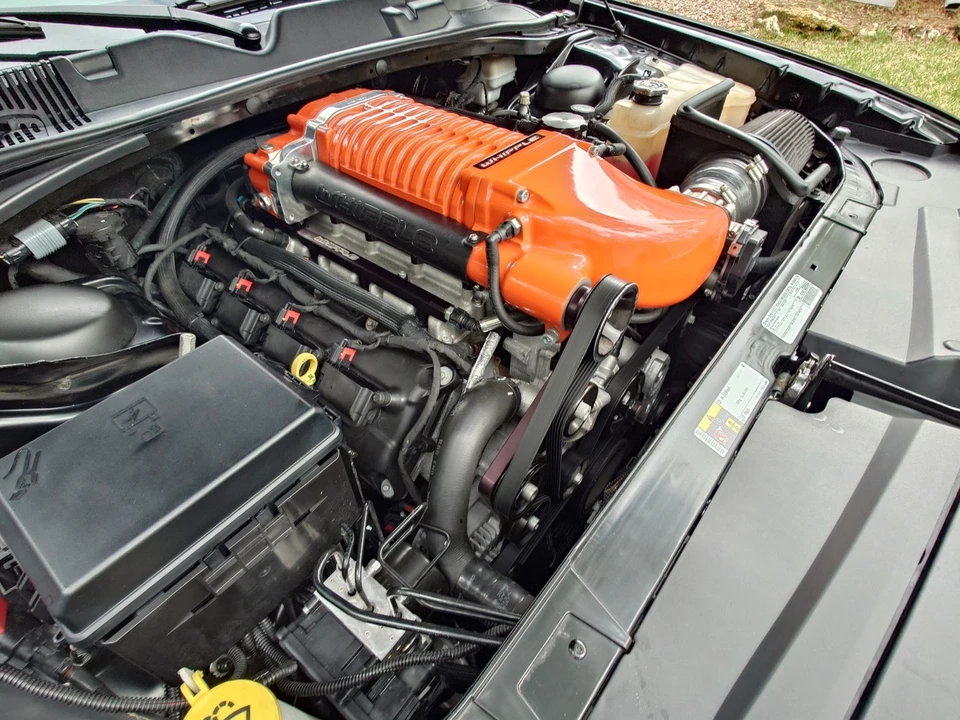 2014 Dodge Challenger 3rd Gen - Image 9 of 10