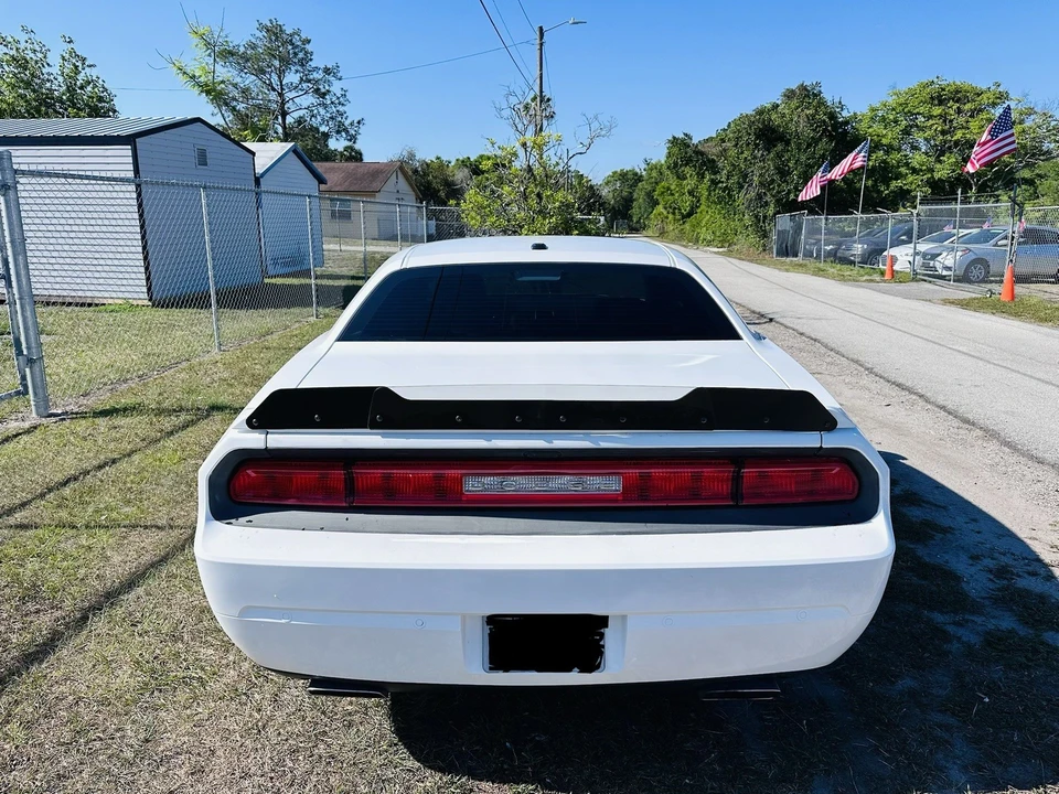 2014 Dodge Challenger 3rd Gen - Image 4 of 16