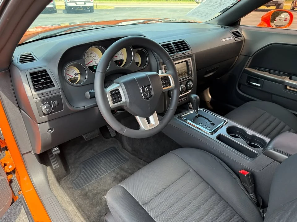 2014 Dodge Challenger 3rd Gen - Image 7 of 19