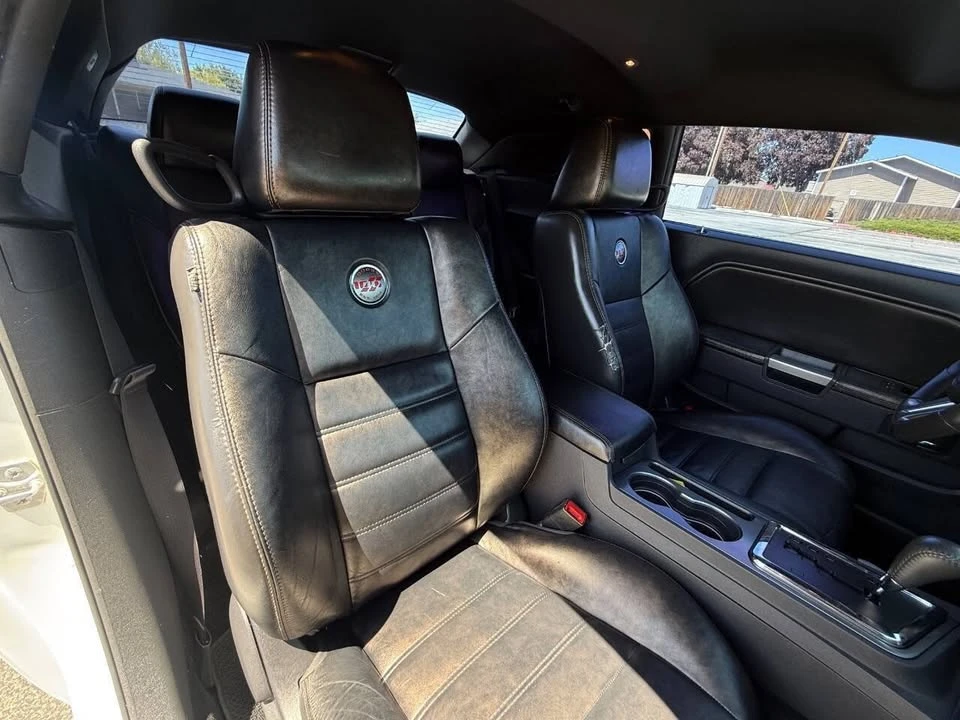 2014 Dodge Challenger 3rd Gen - Image 15 of 16