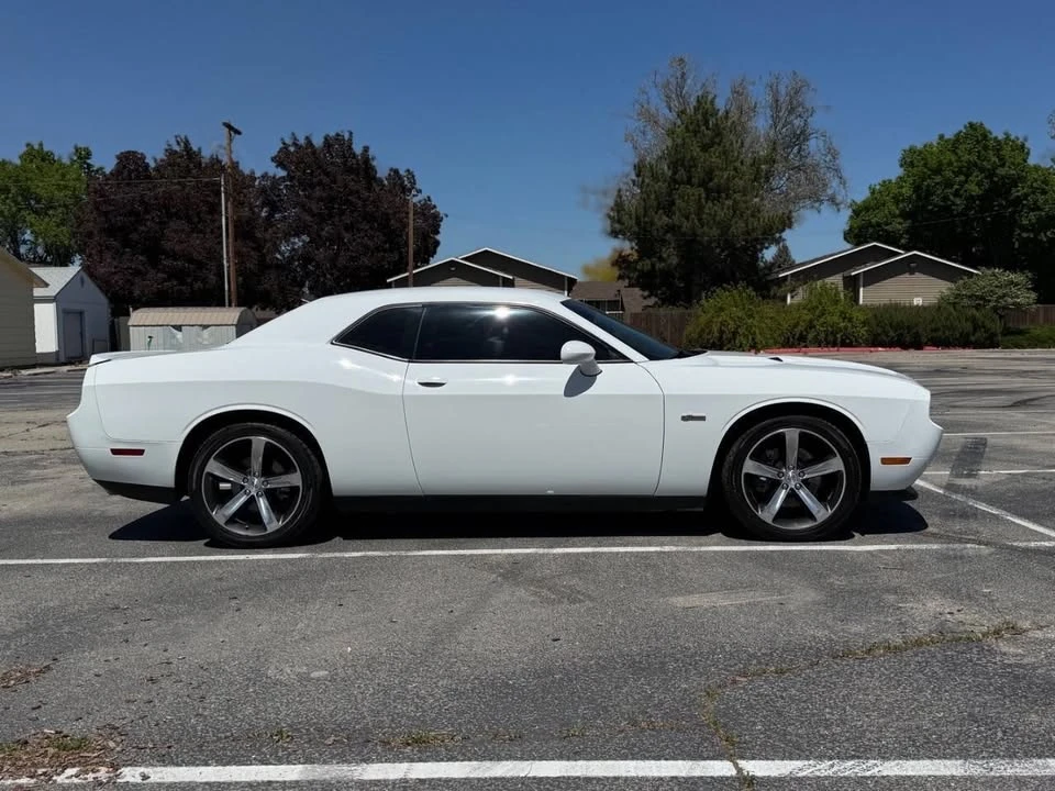 2014 Dodge Challenger 3rd Gen - Image 5 of 16