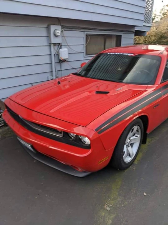 2014 Dodge Challenger 3rd Gen - Image 3 of 8