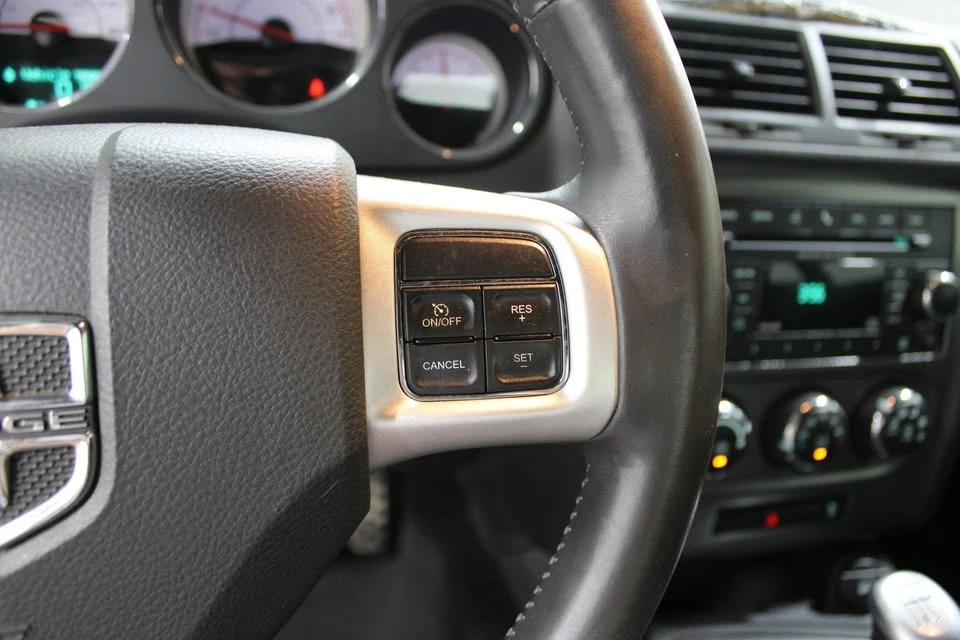 2014 Dodge Challenger 3rd Gen - Image 11 of 20