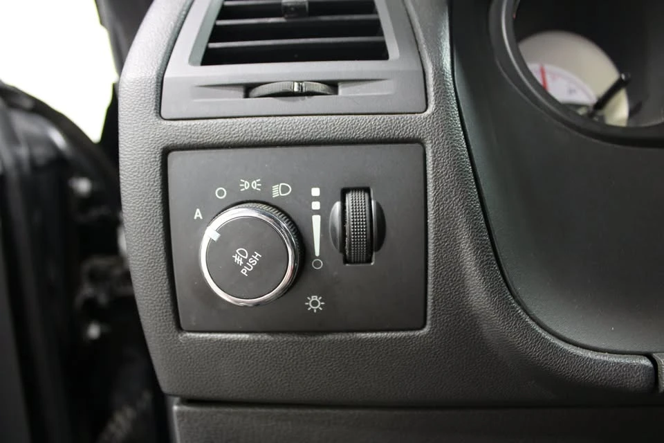 2014 Dodge Challenger 3rd Gen - Image 8 of 20