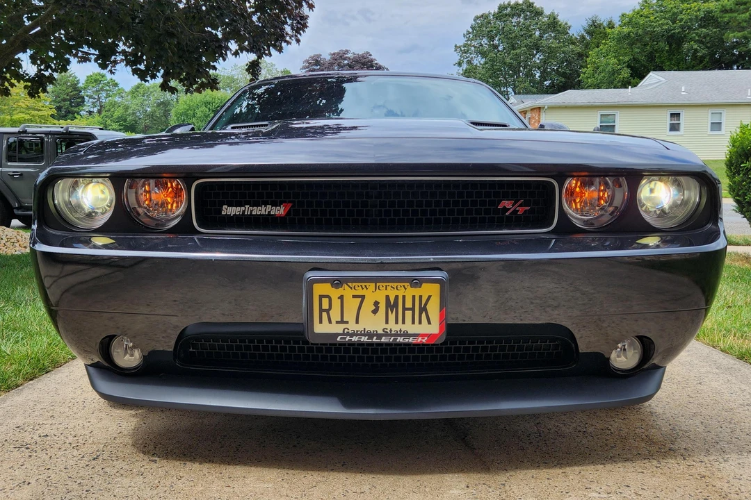 2014 Dodge Challenger 3rd Gen - Image 2 of 31