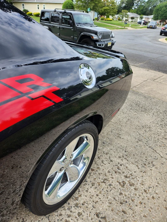 2014 Dodge Challenger 3rd Gen - Image 19 of 31