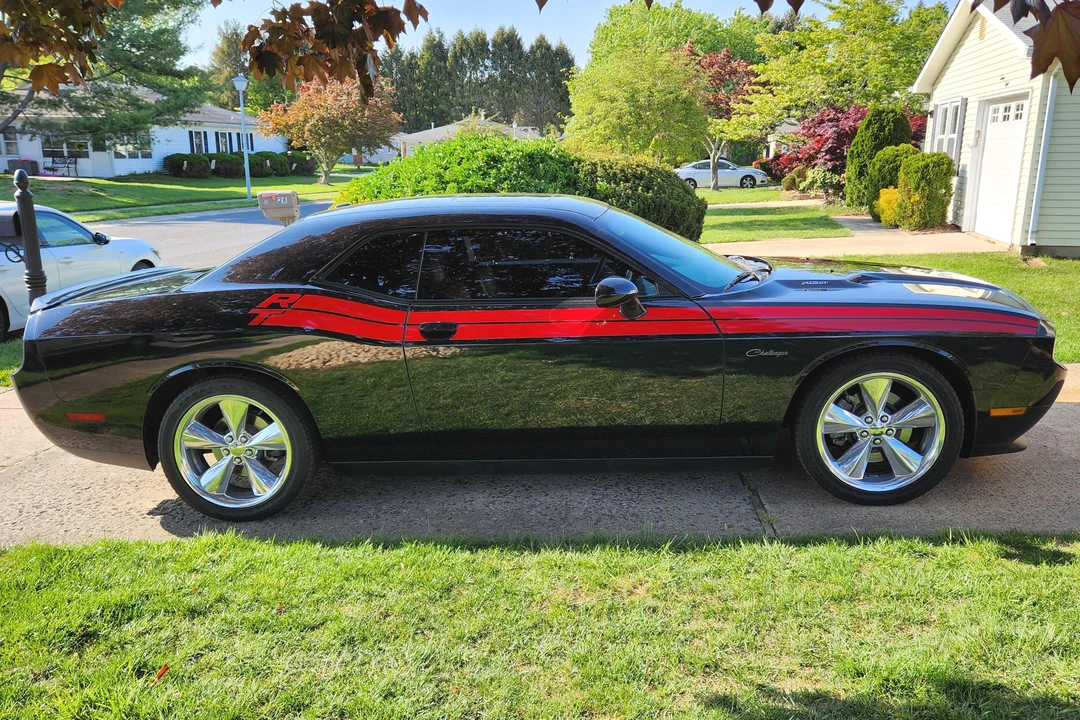2014 Dodge Challenger 3rd Gen - Image 3 of 31