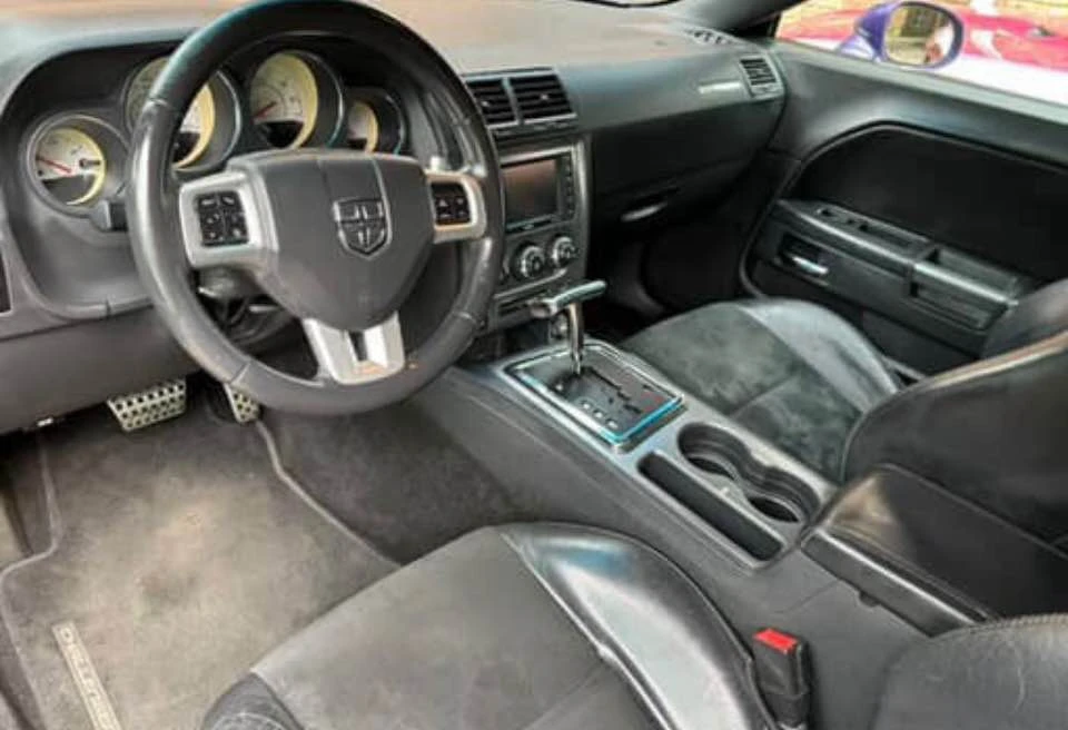 2014 Dodge Challenger 3rd Gen - Image 8 of 20