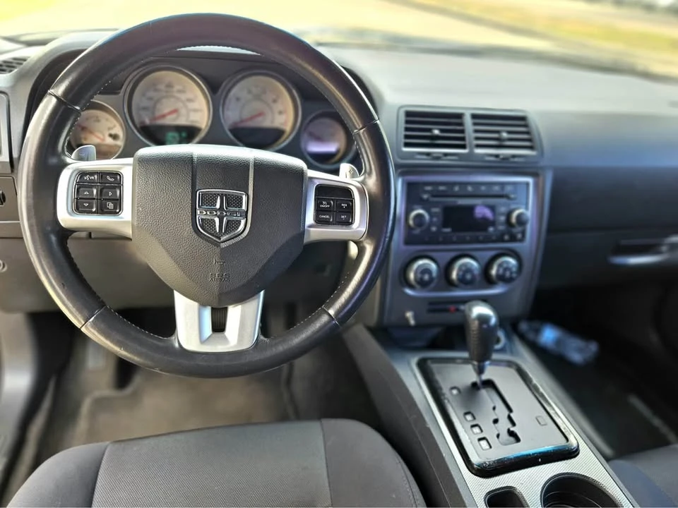 2014 Dodge Challenger 3rd Gen - Image 9 of 10