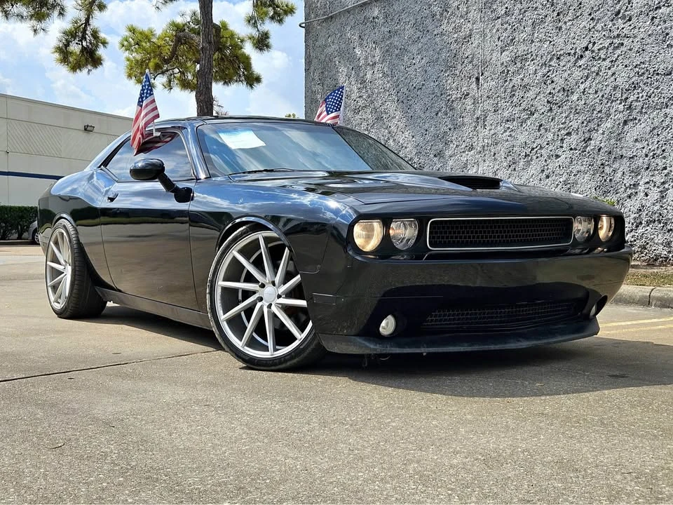 2014 Dodge Challenger 3rd Gen - Image 2 of 10