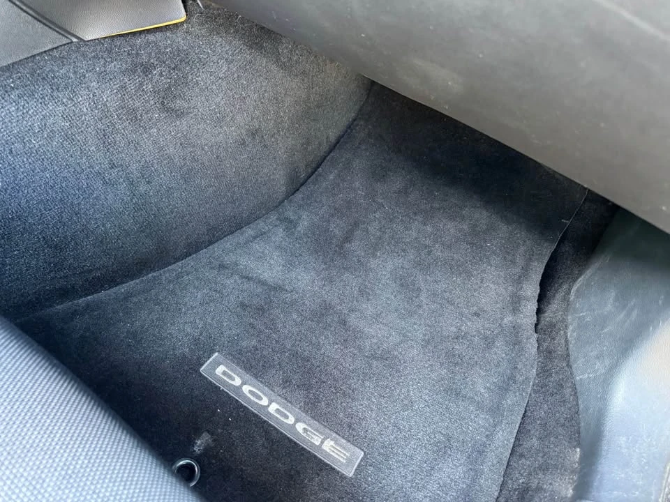 2014 Dodge Challenger 3rd Gen - Image 13 of 20