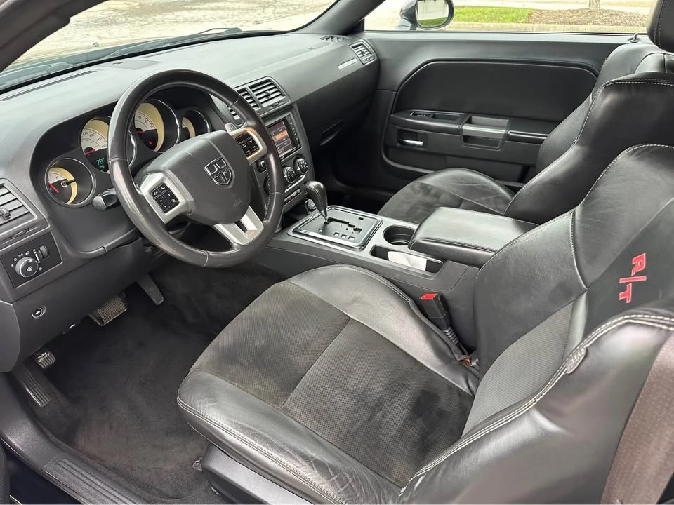 2014 Dodge Challenger 3rd Gen - Image 8 of 18