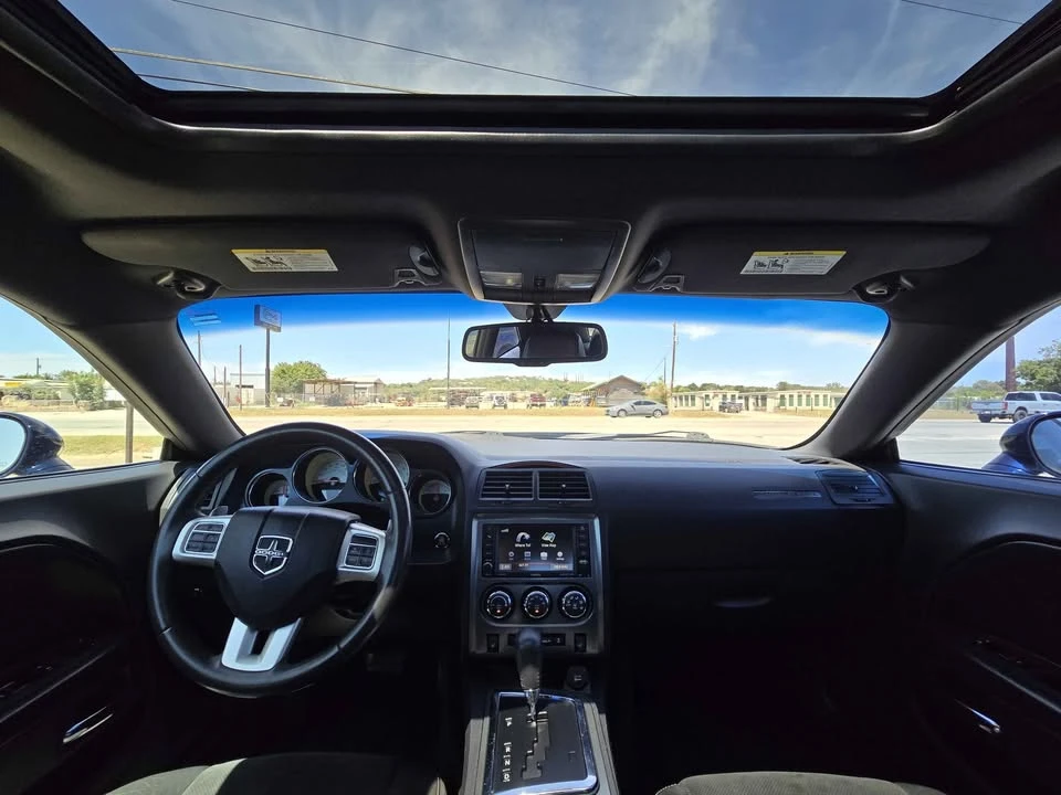 2014 Dodge Challenger 3rd Gen - Image 11 of 15