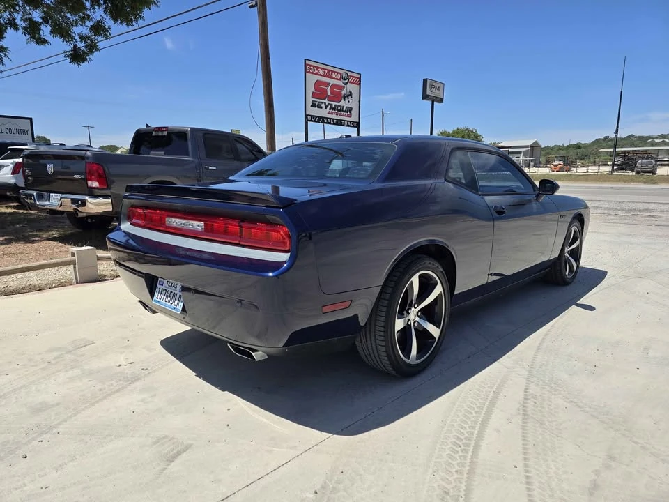 2014 Dodge Challenger 3rd Gen - Image 5 of 15