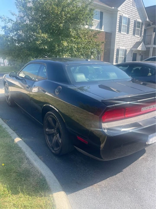 2014 Dodge Challenger 3rd Gen - Image 7 of 13