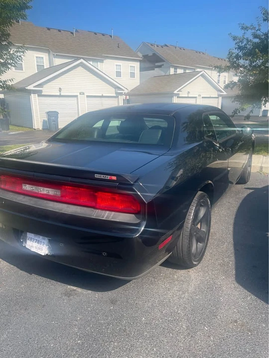 2014 Dodge Challenger 3rd Gen - Image 12 of 13