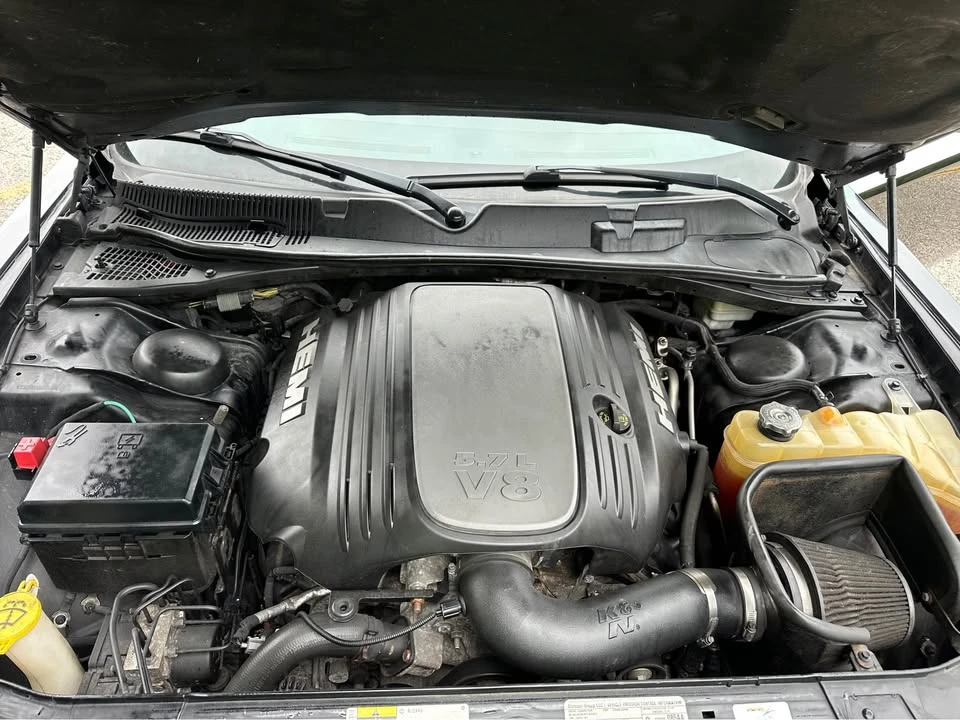 2014 Dodge Challenger 3rd Gen - Image 11 of 18