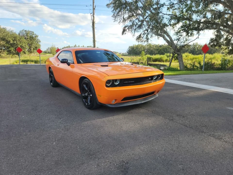 2014 Dodge Challenger 3rd Gen - Image 5 of 11