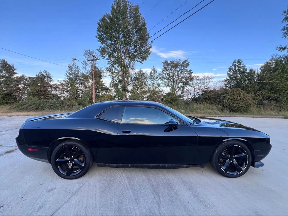 2014 Dodge Challenger 3rd Gen - Image 6 of 11
