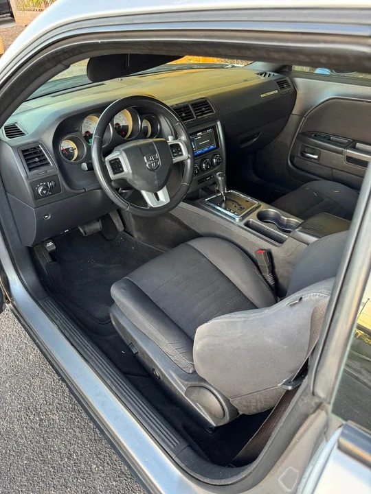 2014 Dodge Challenger 3rd Gen - Image 6 of 13