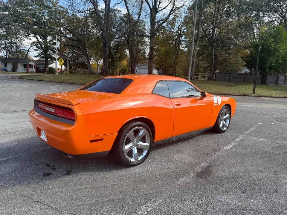 2014 Dodge Challenger 3rd Gen - Image 5 of 12