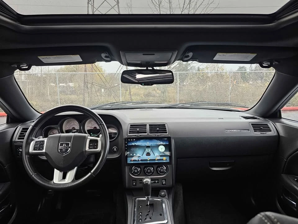 2014 Dodge Challenger 3rd Gen - Image 15 of 18