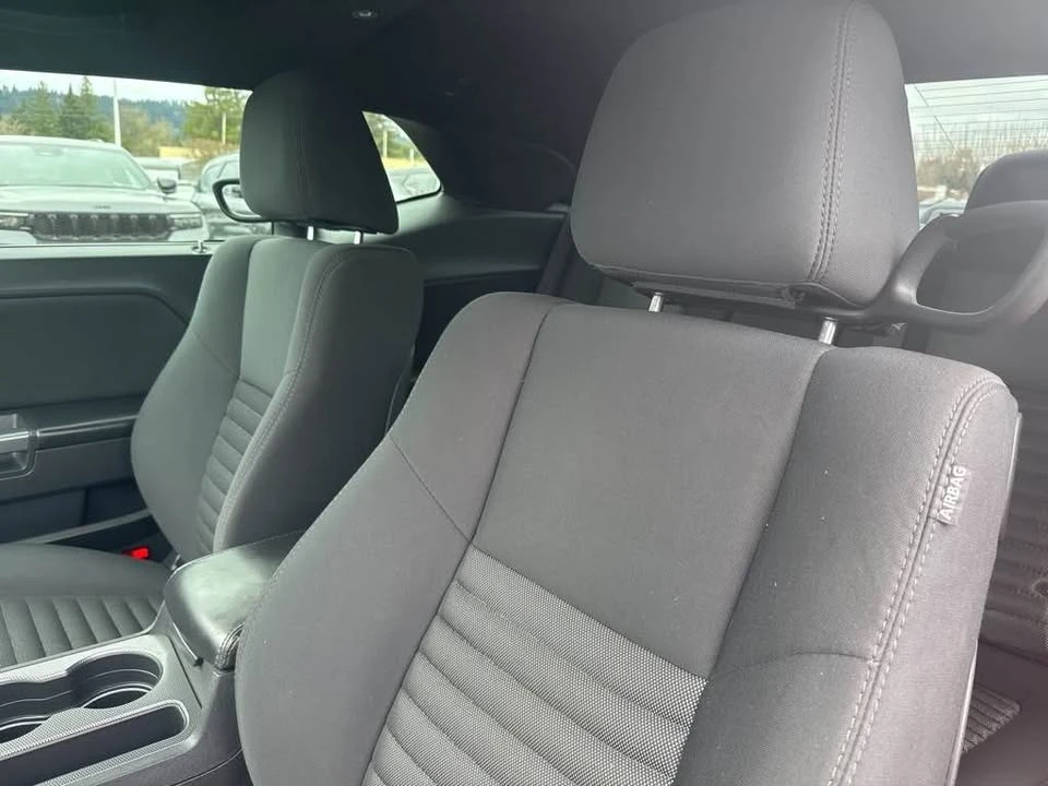 2014 Dodge Challenger 3rd Gen - Image 9 of 13