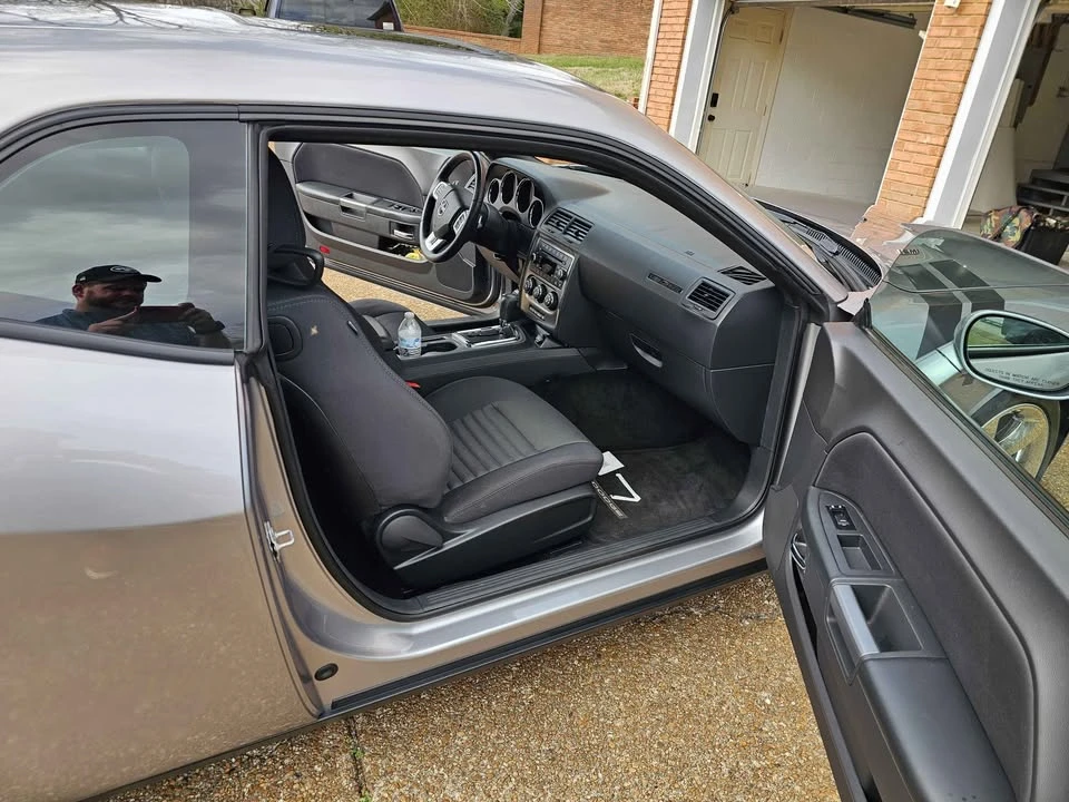 2014 Dodge Challenger 3rd Gen - Image 6 of 12