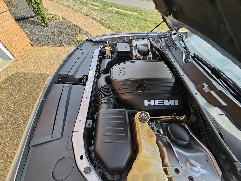 2014 Dodge Challenger 3rd Gen - Image 11 of 12