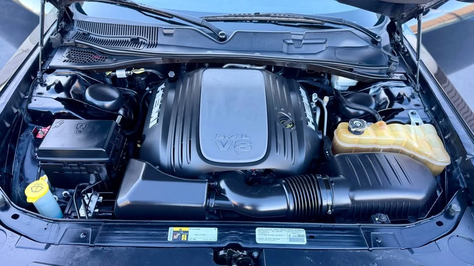 2014 Dodge Challenger 3rd Gen - Image 7 of 15