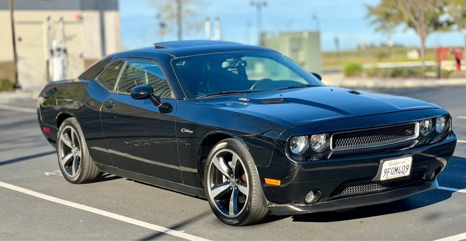 2014 Dodge Challenger 3rd Gen - Image 13 of 15