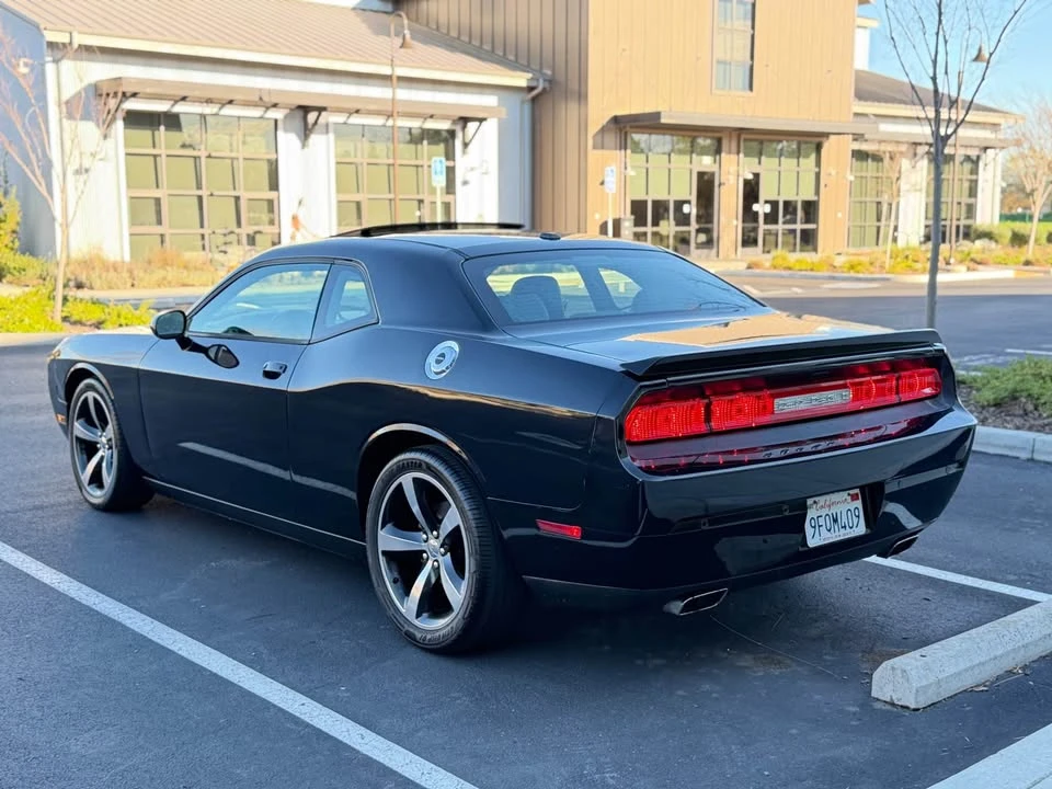 2014 Dodge Challenger 3rd Gen - Image 14 of 15