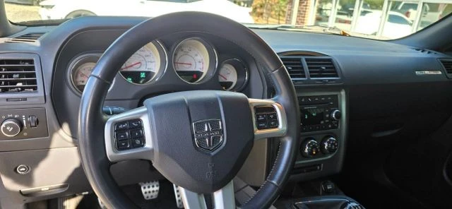 2014 Dodge Challenger 3rd Gen - Image 11 of 15