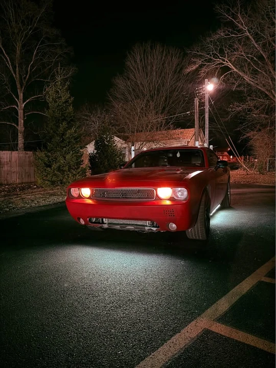 2014 Dodge Challenger 3rd Gen - Image 16 of 19