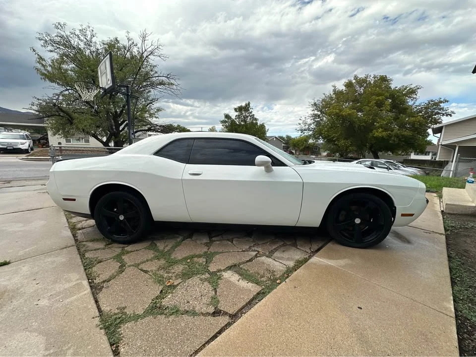 2014 Dodge Challenger 3rd Gen - Image 5 of 11