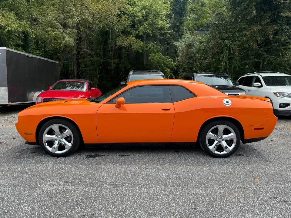 2014 Dodge Challenger 3rd Gen - Image 2 of 8