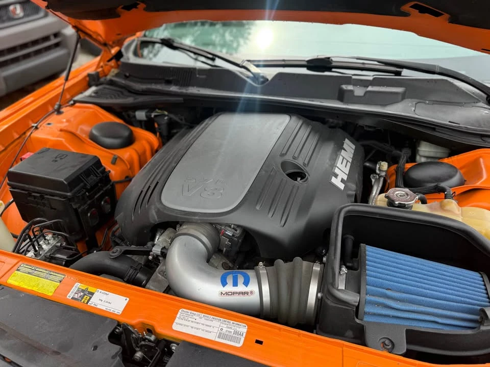 2014 Dodge Challenger 3rd Gen - Image 6 of 8