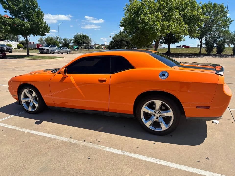 2014 Dodge Challenger 3rd Gen - Image 2 of 5