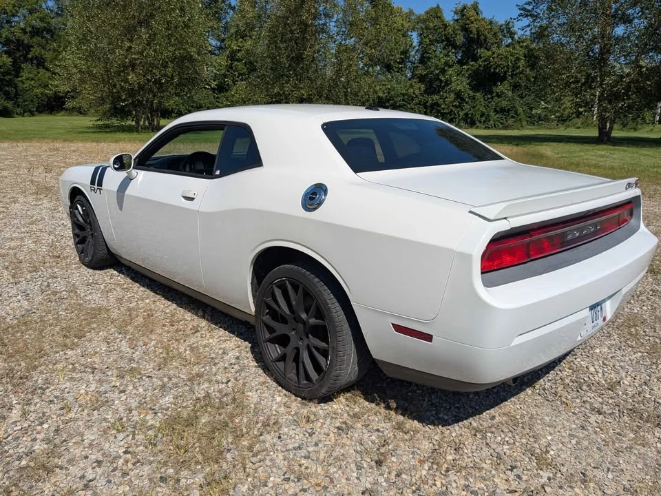 2014 Dodge Challenger 3rd Gen - Image 3 of 10