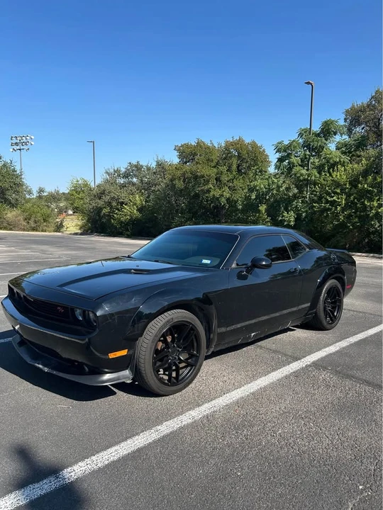 2014 Dodge Challenger 3rd Gen - Image 2 of 12