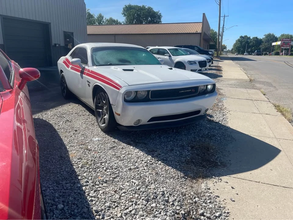 2014 Dodge Challenger 3rd Gen - Image 3 of 11