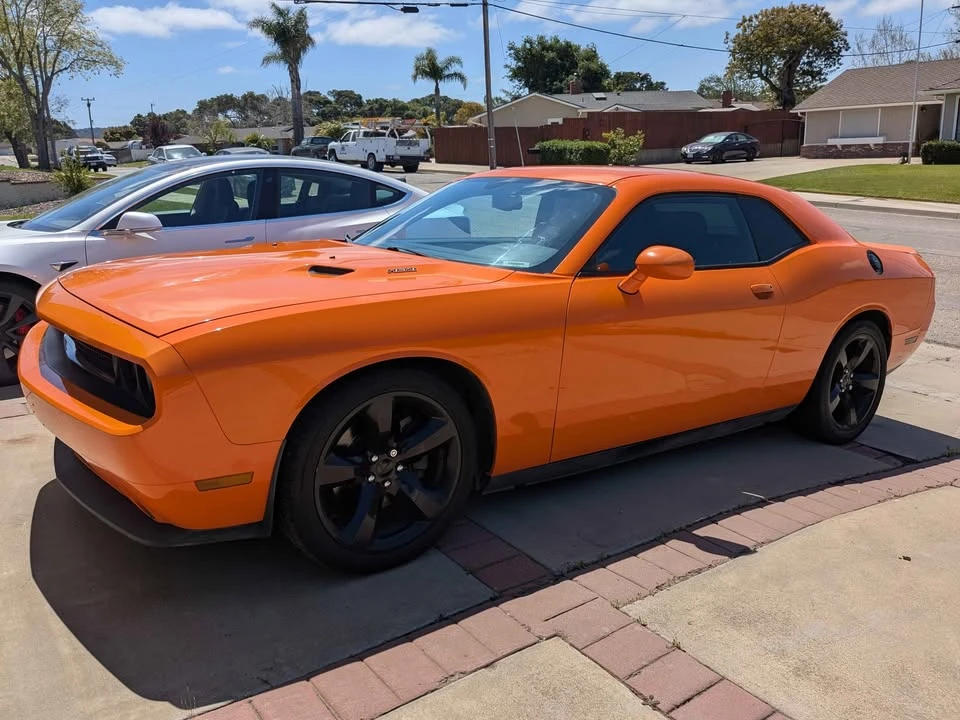 2014 Dodge Challenger 3rd Gen - Image 9 of 10