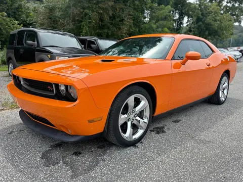 2014 Dodge Challenger R/T Coupe 2D
