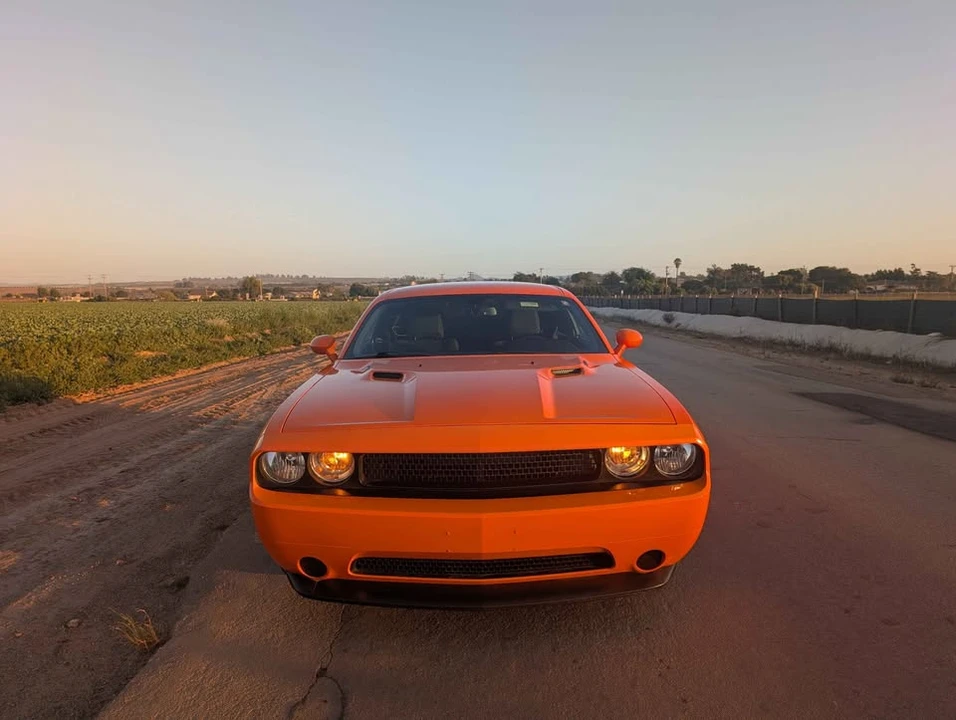 2014 Dodge Challenger 3rd Gen - Image 2 of 10